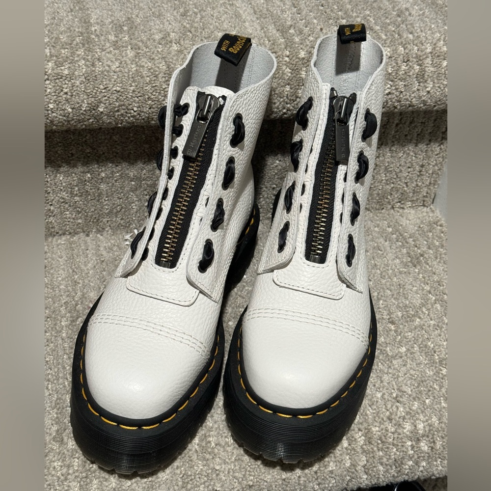 Dr. Marten White Sinclair Boots - Size 9